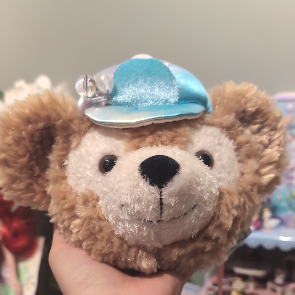 Brand New 'Duffy' The Disney Bear Crossbody Coin Bag- Special Collectors Design
